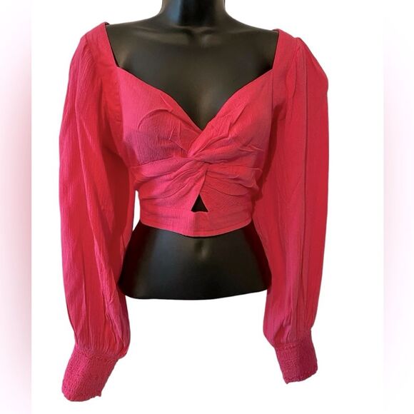 B O G Collective Pink Crop top Twist Sweetheart Front Smocked Back NWT size M - Picture 2 of 9